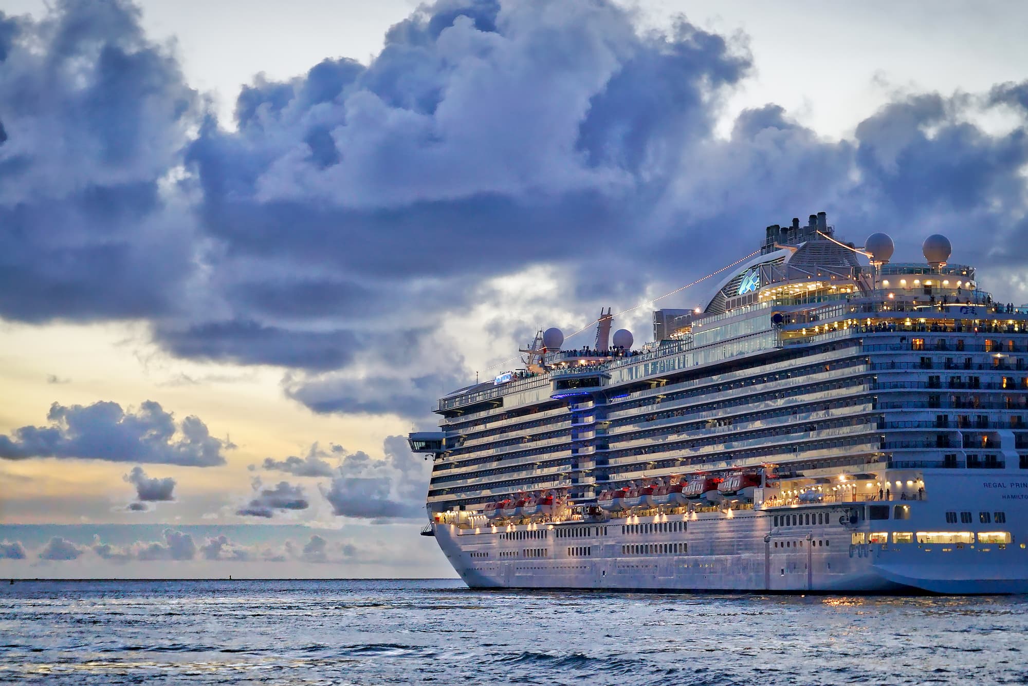 Exploring the Best Affordable Cruise Deals and Luxury Cruise Experiences